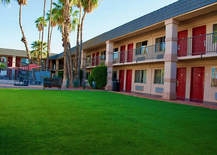 Motel Ramada By Wyndham 2*