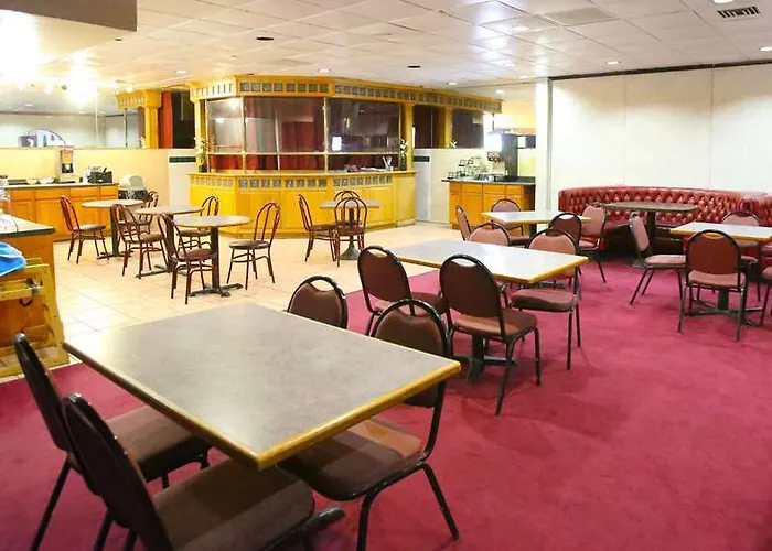 Ramada By Wyndham 2* Yuma